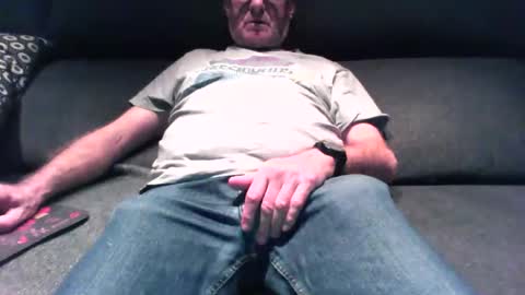 nano22968832 online show from February 17, 6:25 pm