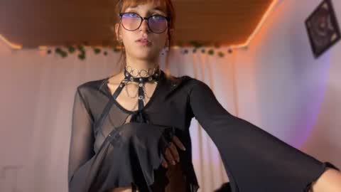  Naomi  online show from June 11, 12:32 am