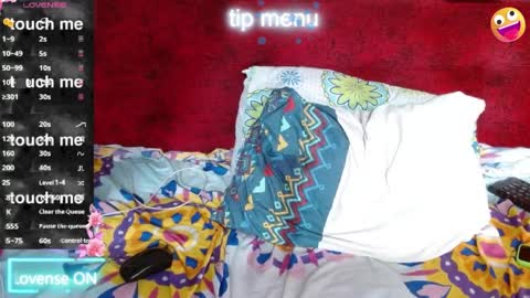 Snapshot of naomi_powel chatting on April 4, 3:31 pm naomi_powel online show from April 4, 3:31 pm