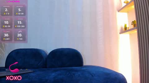 Snapshot of naomi_viper_ chatting on July 8, 11:04 am Naomi online show from July 8, 11:04 am