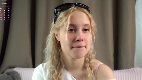 Angel online show from April 18, 3:10 am