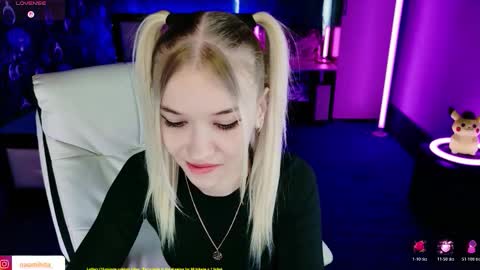 naomihita online show from March 5, 9:49 am