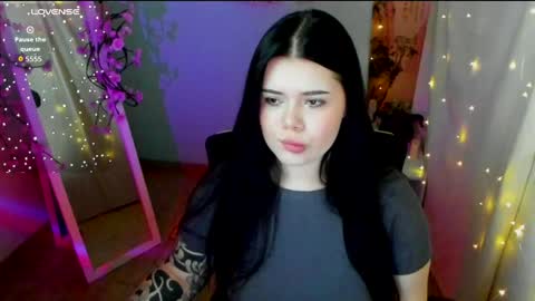 Naomi online show from May 7, 6:30 am