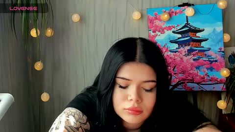 Naomi online show from June 1, 6:26 am