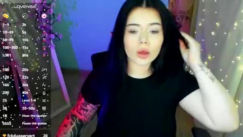 Naomi online show from June 28, 6:19 am
