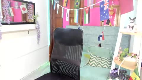 naomy_stanley_ online show from July 9, 4:05 am