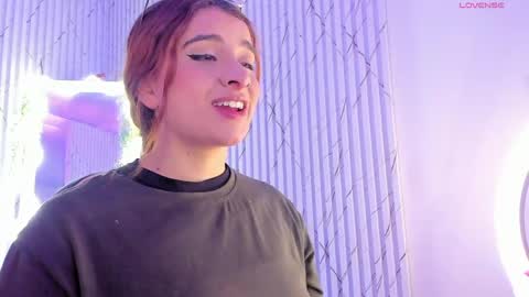 Naomy  online show from March 30, 4:24 am