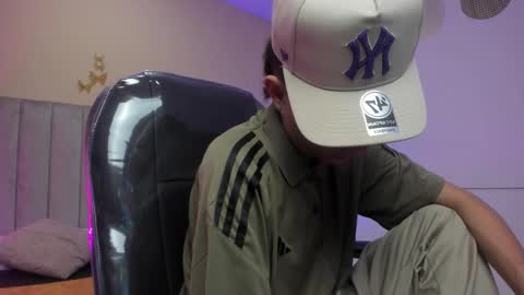 Nascary Fox online show from March 24, 12:32 pm