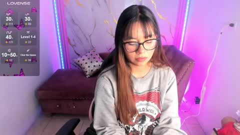 Snapshot of nasha_abby chatting on June 6, 8:35 pm Call me Nasha online show from June 6, 8:35 pm