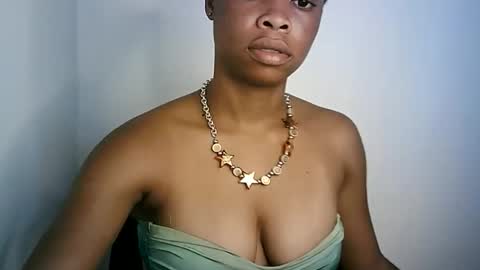 nasty_bella22 online show from May 6, 10:04 pm