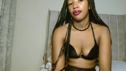 Snapshot of nasty_cherry chatting on March 24, 12:15 am Cherry online show from March 24, 12:15 am