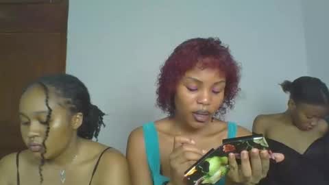 nasty_divah online show from April 30, 8:20 am