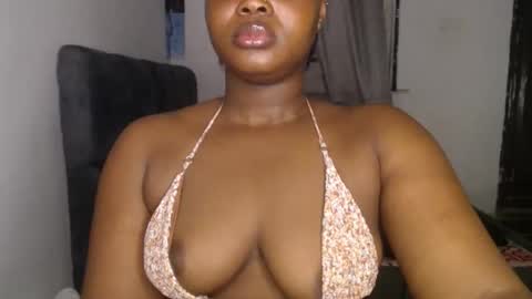 Snapshot of nastyshanky chatting on February 21, 4:13 am nastyshanky online show from February 21, 4:13 am