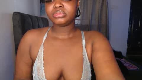 Snapshot of nastyshanky chatting on February 25, 8:02 am nastyshanky online show from February 25, 8:02 am