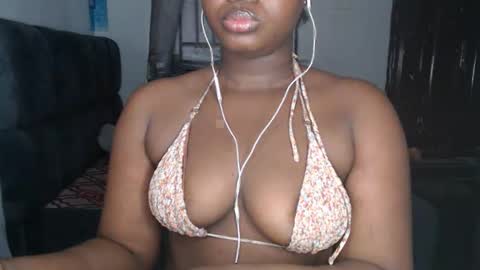 Snapshot of nastyshanky chatting on May 22, 9:26 am nastyshanky online show from May 22, 9:26 am