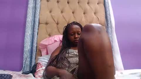 Snapshot of nastywetebony chatting on April 10, 6:45 pm nastywetebony online show from April 10, 6:45 pm