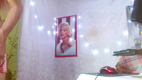 Snapshot of nat_ardient chatting on May 28, 1:19 pm Nat ardent online show from May 28, 1:19 pm
