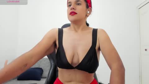 Nathalia online show from May 22, 6:02 pm
