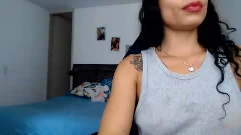 Snapshot of natalia_the_queen chatting on July 18, 4:44 pm Natalie online show from July 18, 4:44 pm