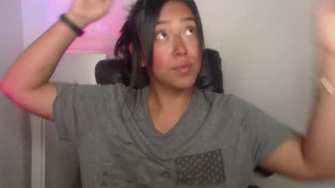 Snapshot of nataliabeaumontt chatting on June 1, 3:30 am natalia online show from June 1, 3:30 am