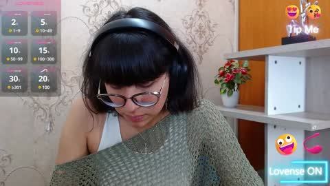 N A T A L Y online show from December 17, 1:27 pm