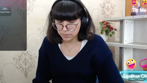 N A T A L Y online show from December 21, 4:14 pm