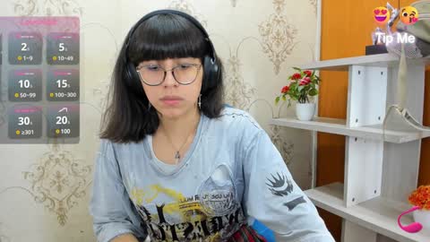N A T A L Y online show from February 4, 12:33 pm