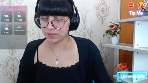 N A T A L Y online show from February 7, 4:24 pm