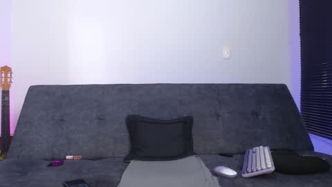   online show from January 15, 8:23 pm