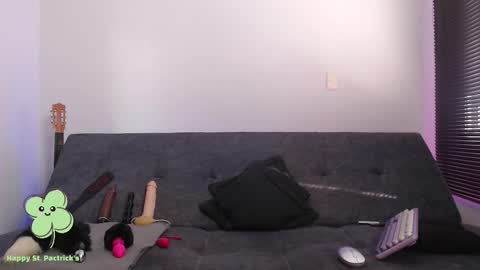   online show from March 17, 8:01 pm