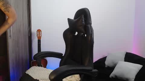 Snapshot of natalygreww chatting on June 15, 5:59 pm online show from June 15, 5:59 pm