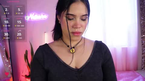 Natasha Sccott online show from March 12, 6:25 pm