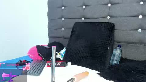 natasha_cute01 online show from July 7, 1:04 pm