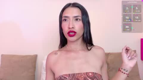 Snapshot of natasha_kurth chatting on June 23, 7:01 pm Natasha online show from June 23, 7:01 pm