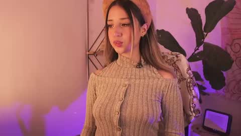 Natasha Independent model online show from May 16, 3:58 am