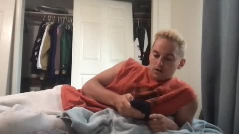 natetheexplorer online show from May 28, 9:45 pm
