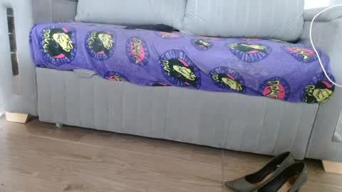 nath_dawson online show from April 8, 11:32 am