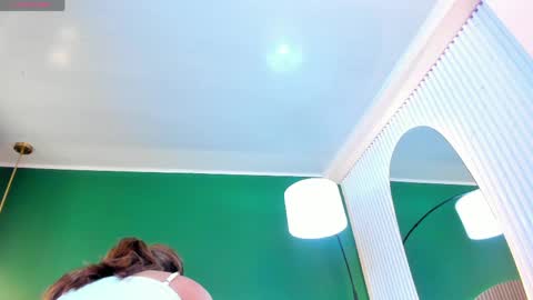 nathalie rossel online show from April 18, 7:07 pm