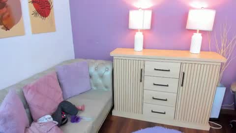 nathalie rossel online show from April 20, 7:04 pm