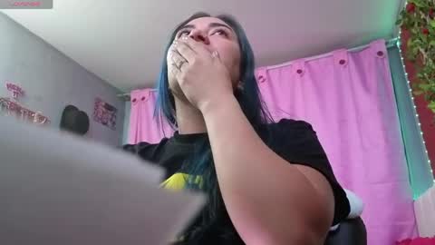 Nathalie online show from April 2, 1:14 am