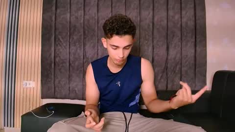 nathan_shimmer online show from June 7, 1:54 am