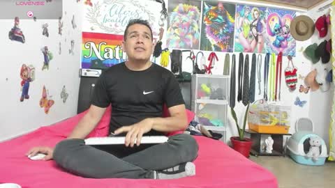 Snapshot of nathannathaniel chatting on February 8, 5:33 am nathan nathaniel online show from February 8, 5:33 am