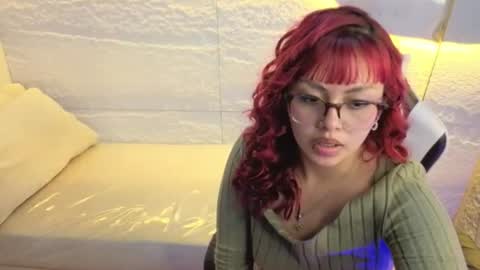 Naty online show from August 7, 8:22 pm