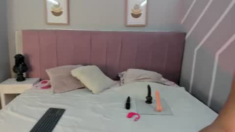 Snapshot of natybliss chatting on June 14, 5:09 am natybliss online show from June 14, 5:09 am