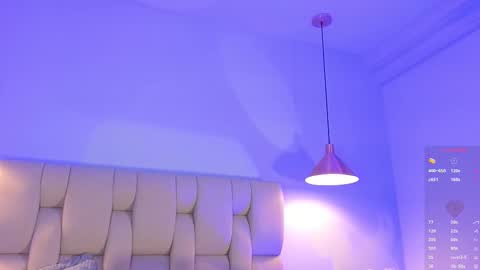 Snapshot of natysaenz1 chatting on February 24, 9:18 am Natalia online show from February 24, 9:18 am