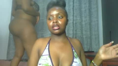naughtty_bella8 online show from July 9, 8:02 pm