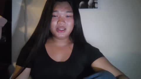 KATE online show from May 2, 8:03 pm