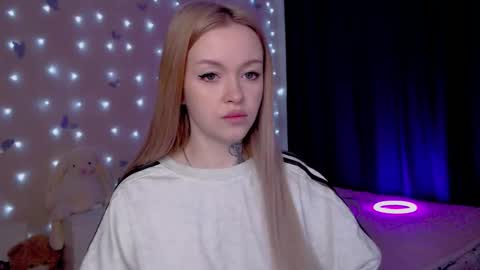 Mable online show from March 13, 1:23 am