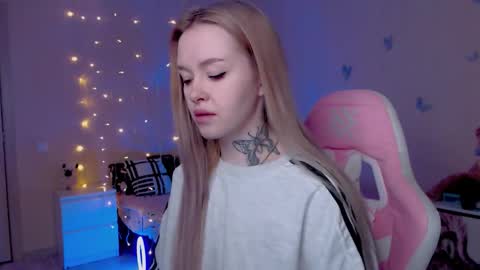 Mable online show from March 25, 12:16 am