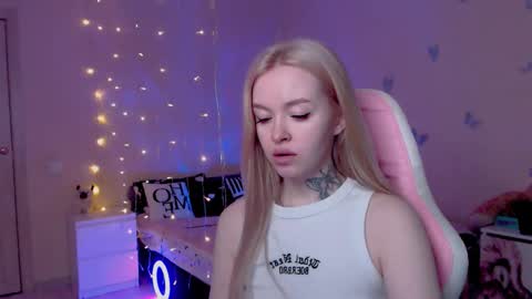 Mable online show from April 8, 1:16 am